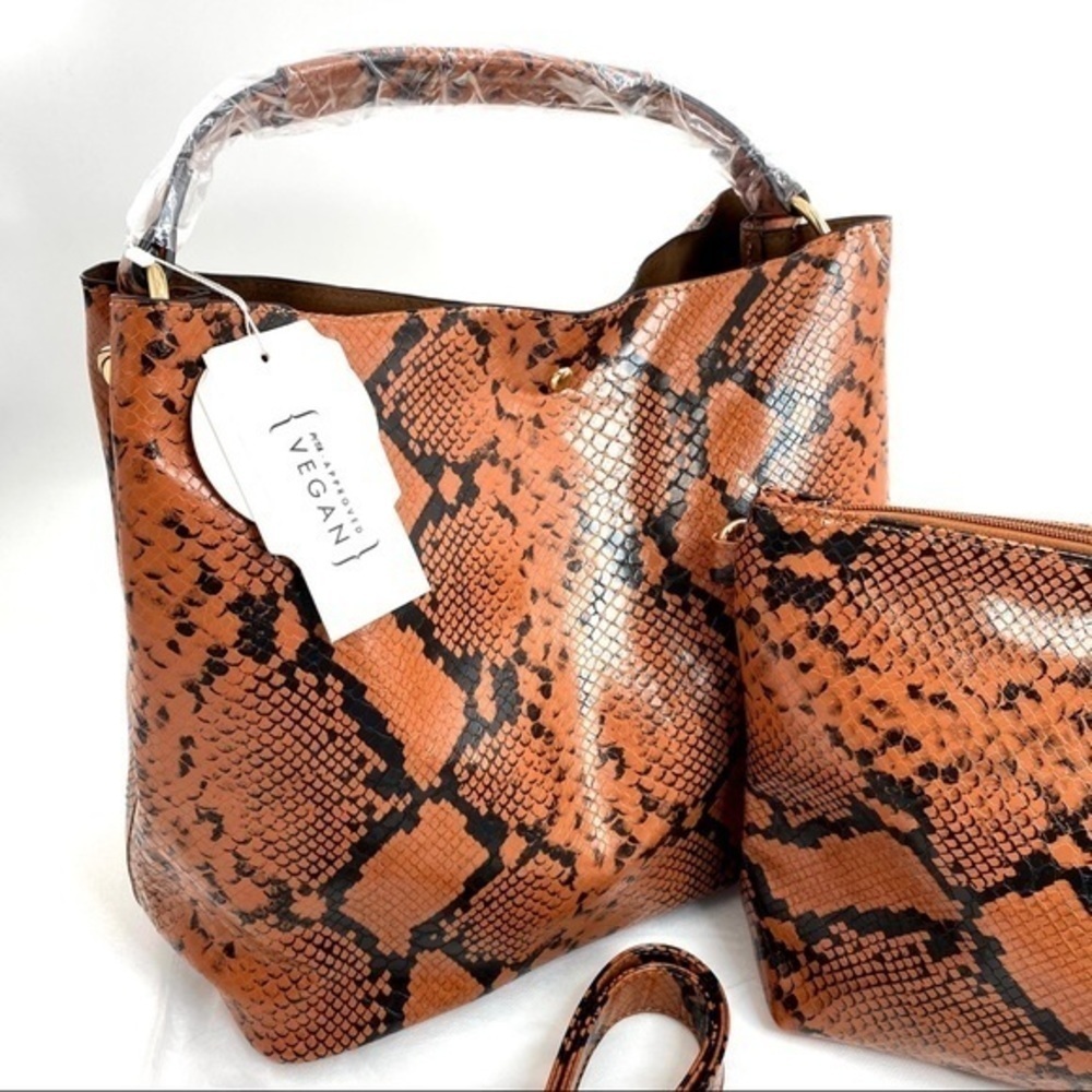 Python Snake Skin 2-in-1 Shoulder Bag - Picture 2 of 11